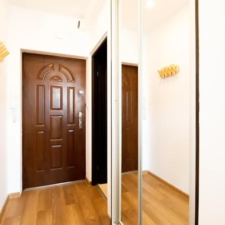 Hollidays Apartment *